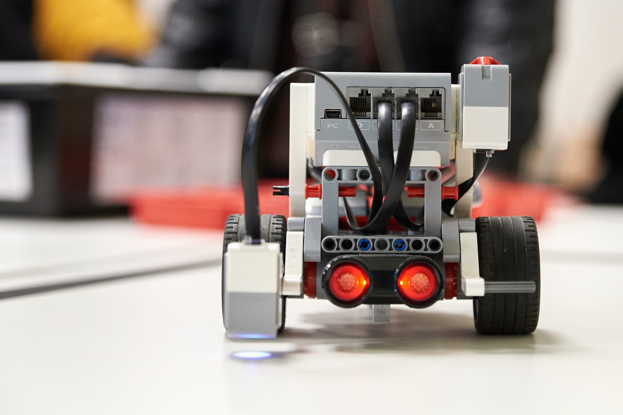 teilautonomes Fahrzeug, LEGO Mindstorms